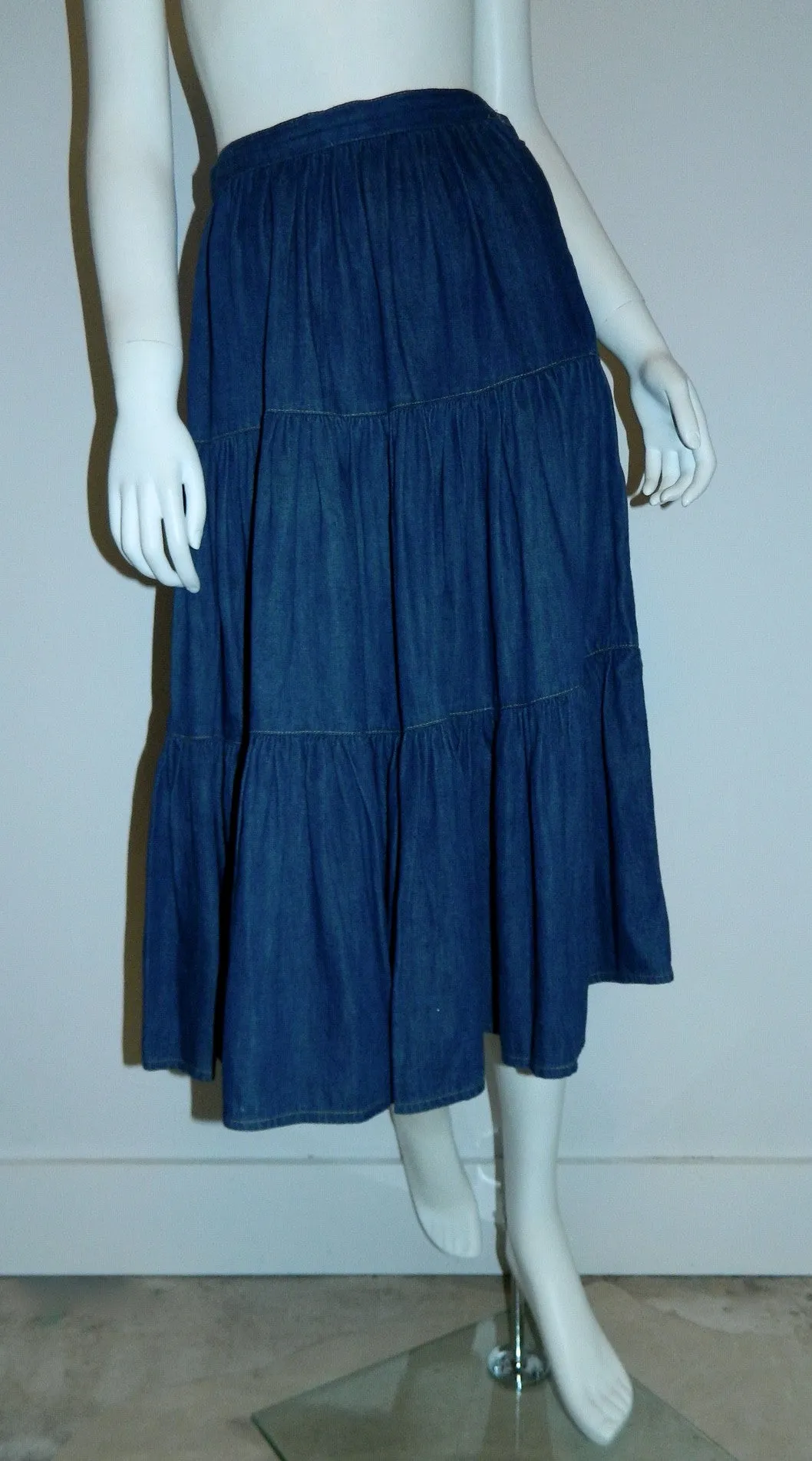 1980s tiered denim skirt / chambray cotton / vintage BIS Gene Ewing / high waist XS