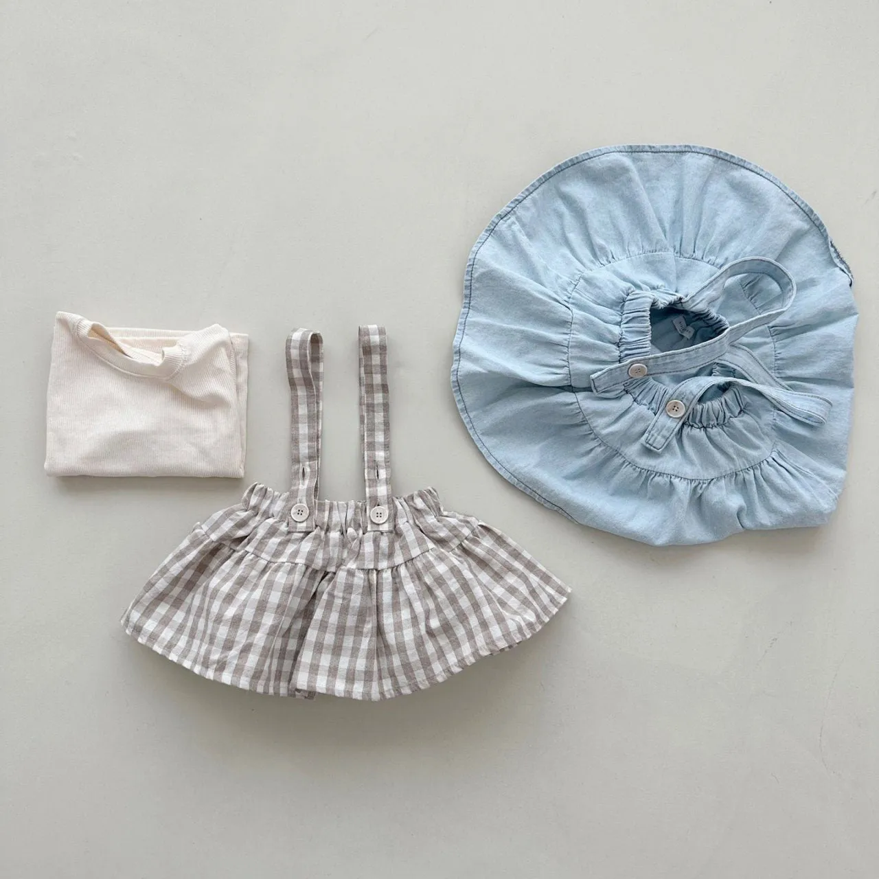 BABY COTTON TEE AND SUSPENDER SKIRTED BLOOMER SET (3-18 - 2 COLORS