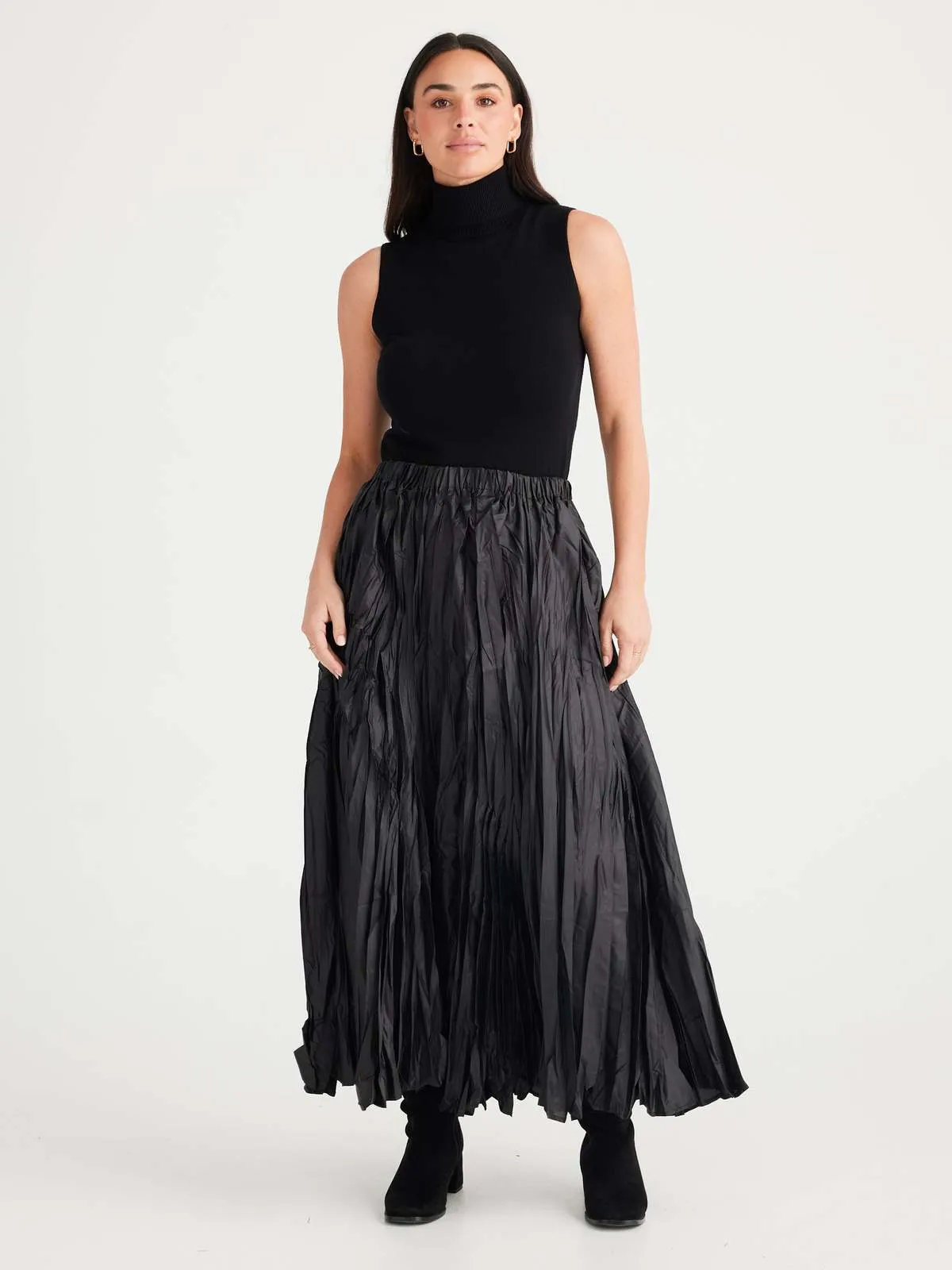 brave + true Iro Skirt - Black