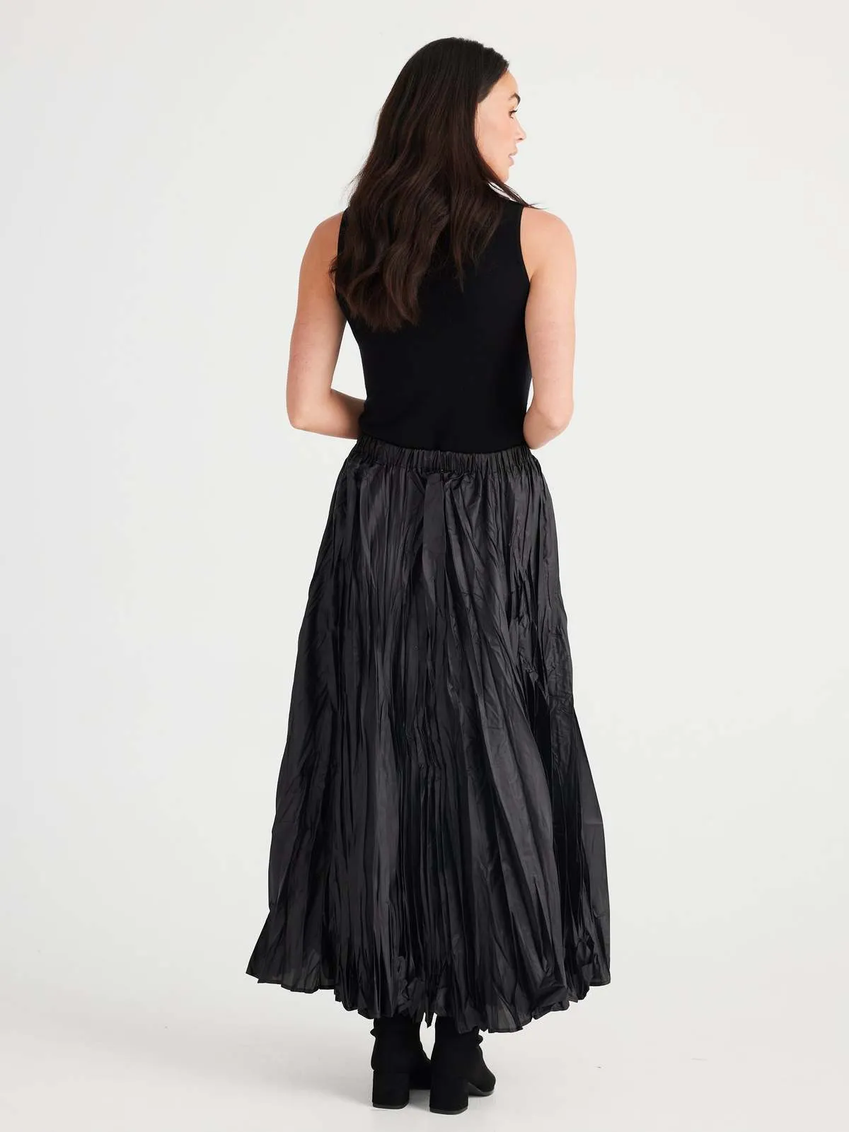 brave + true Iro Skirt - Black