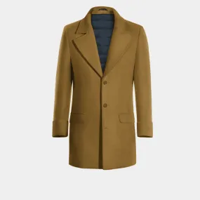 Camel Overcoat with contrasted Buttonthreads