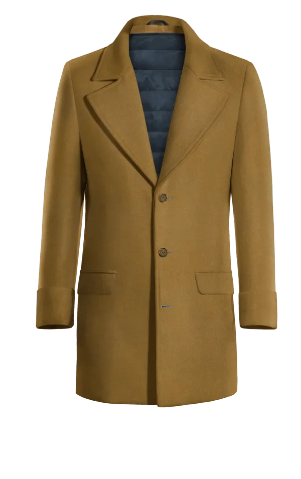 Camel Overcoat with contrasted Buttonthreads