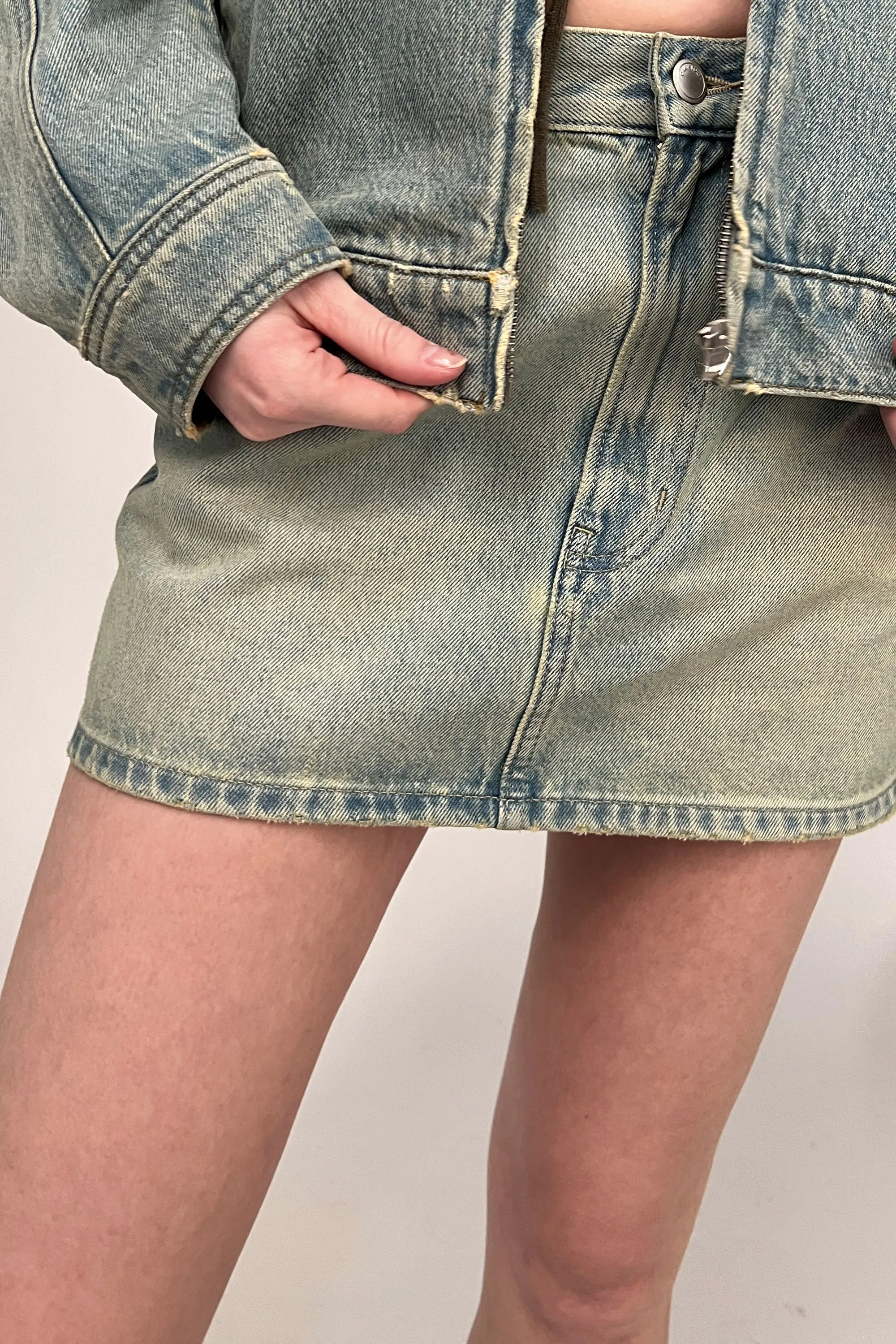 DENIM MINI SKIRT