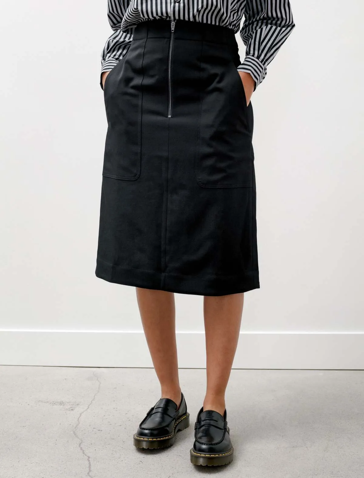 Gado Dry Wool Twill Zip Skirt - Black