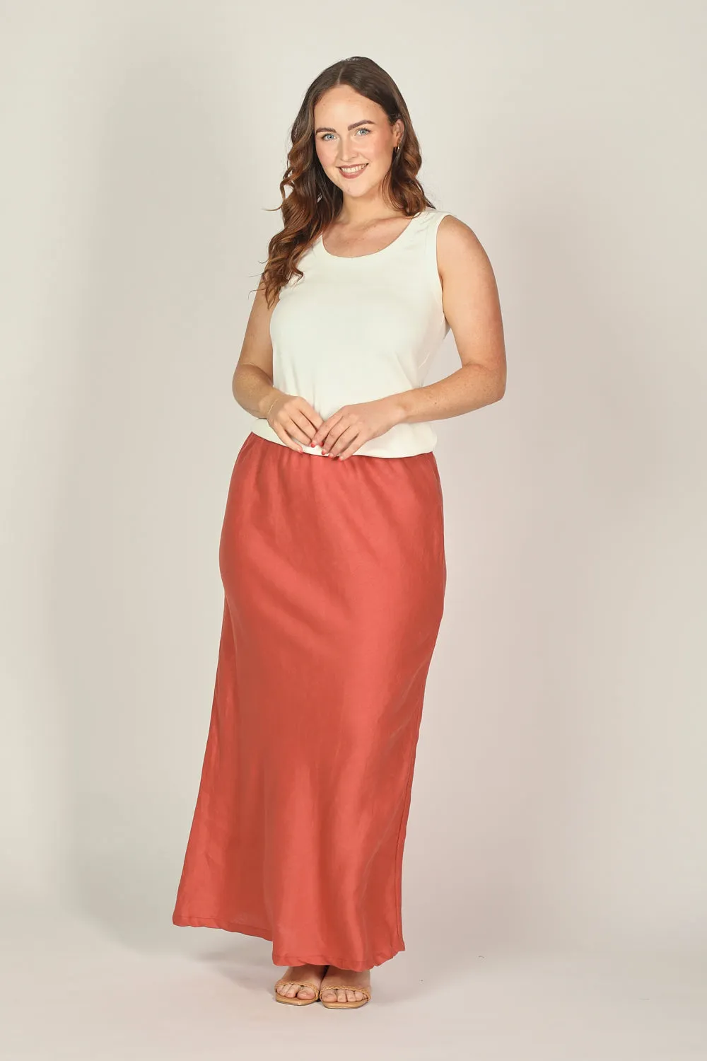 Katie Linen Bias Cut Skirt in Desert Rose