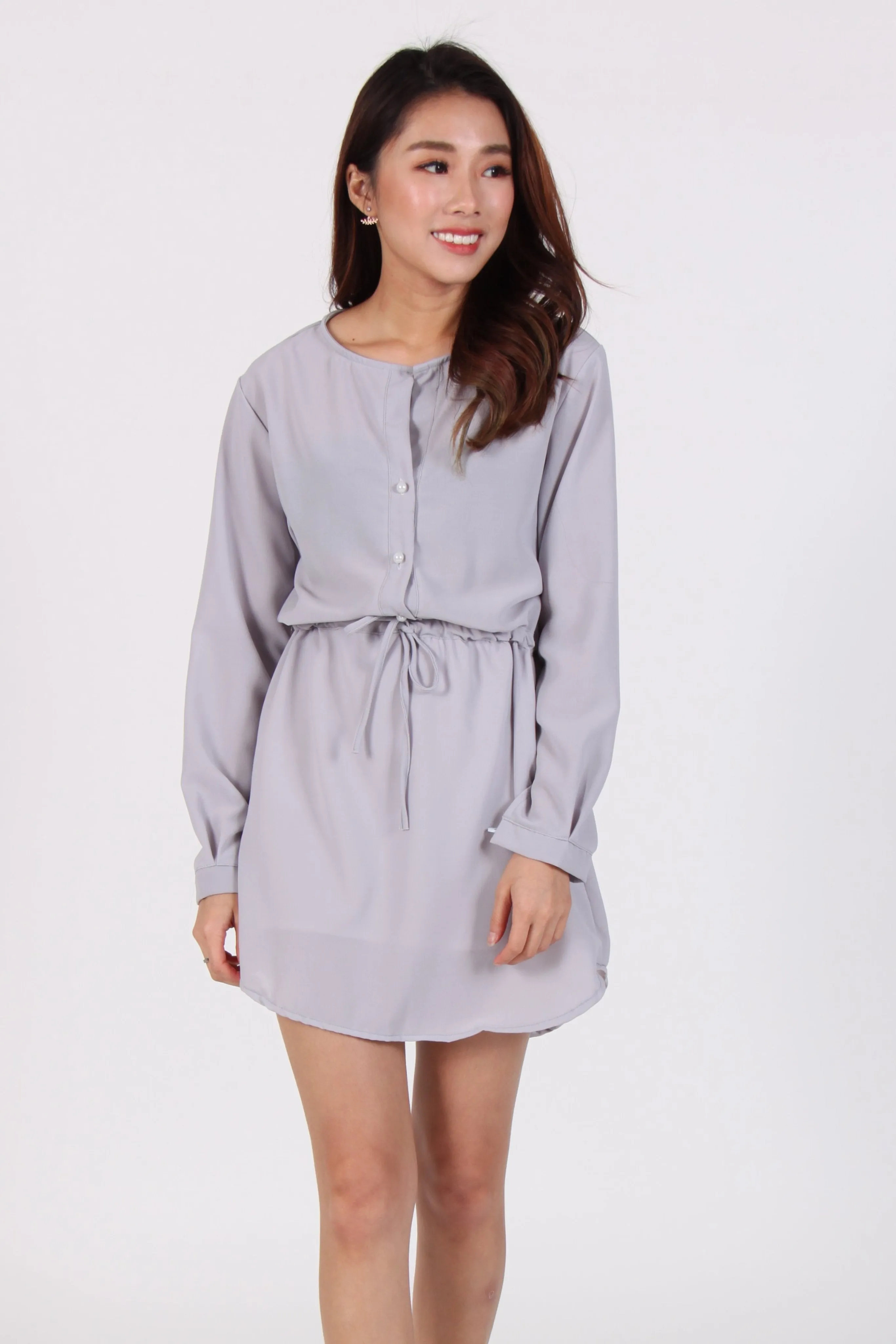 Long Sleeve Chiffon Waist Tie Dress in Light Grey