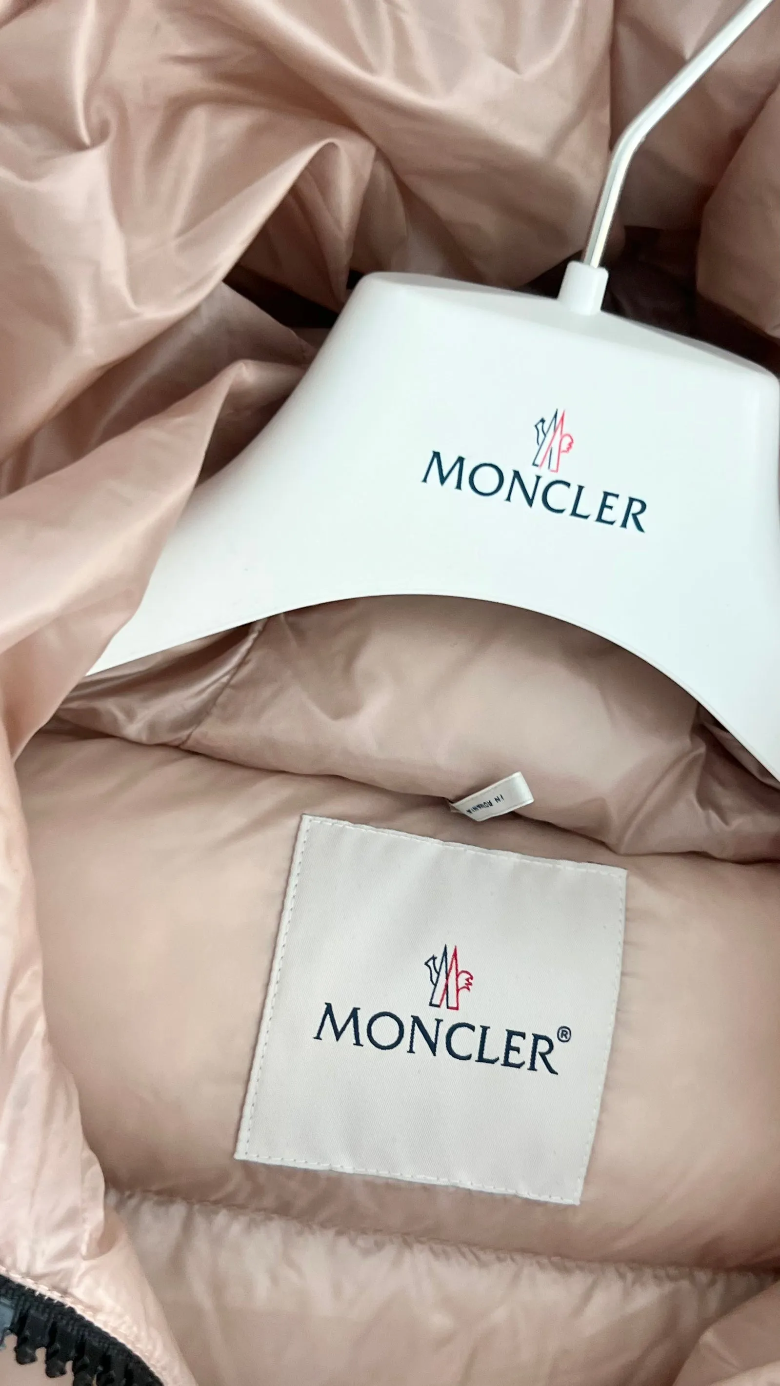 Moncler Suyen Down Jacket