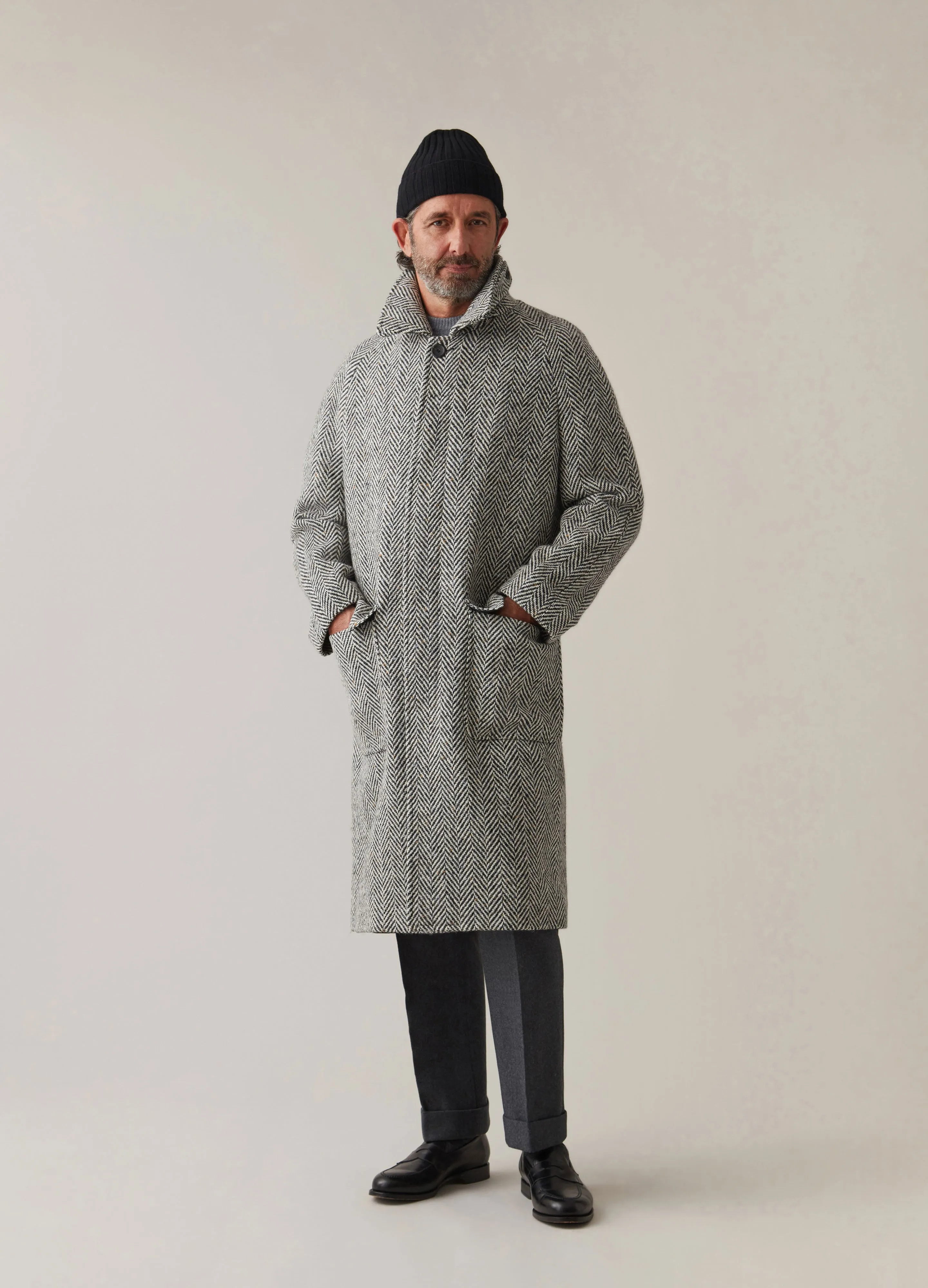 Nelson Tweed Raglan Coat - Charcoal/Cream