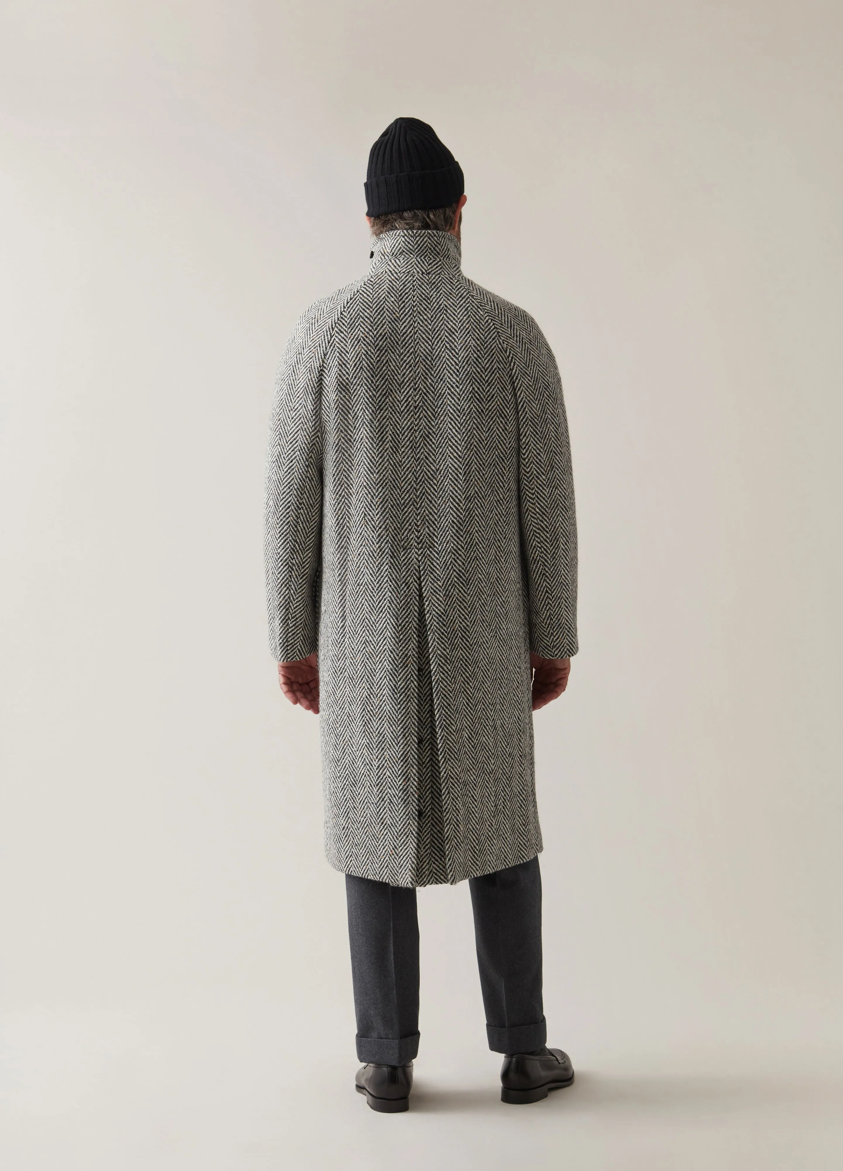 Nelson Tweed Raglan Coat - Charcoal/Cream