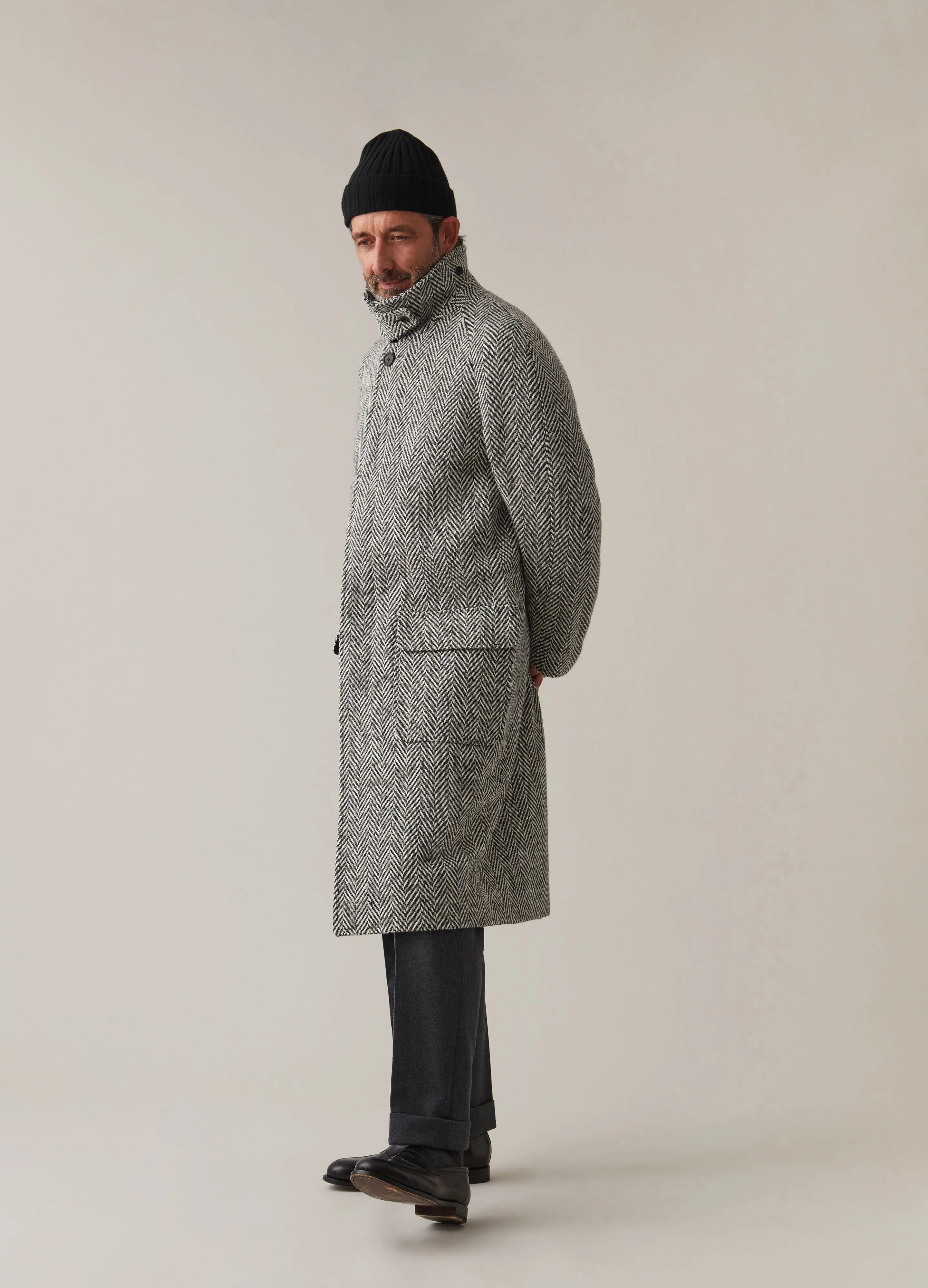 Nelson Tweed Raglan Coat - Charcoal/Cream