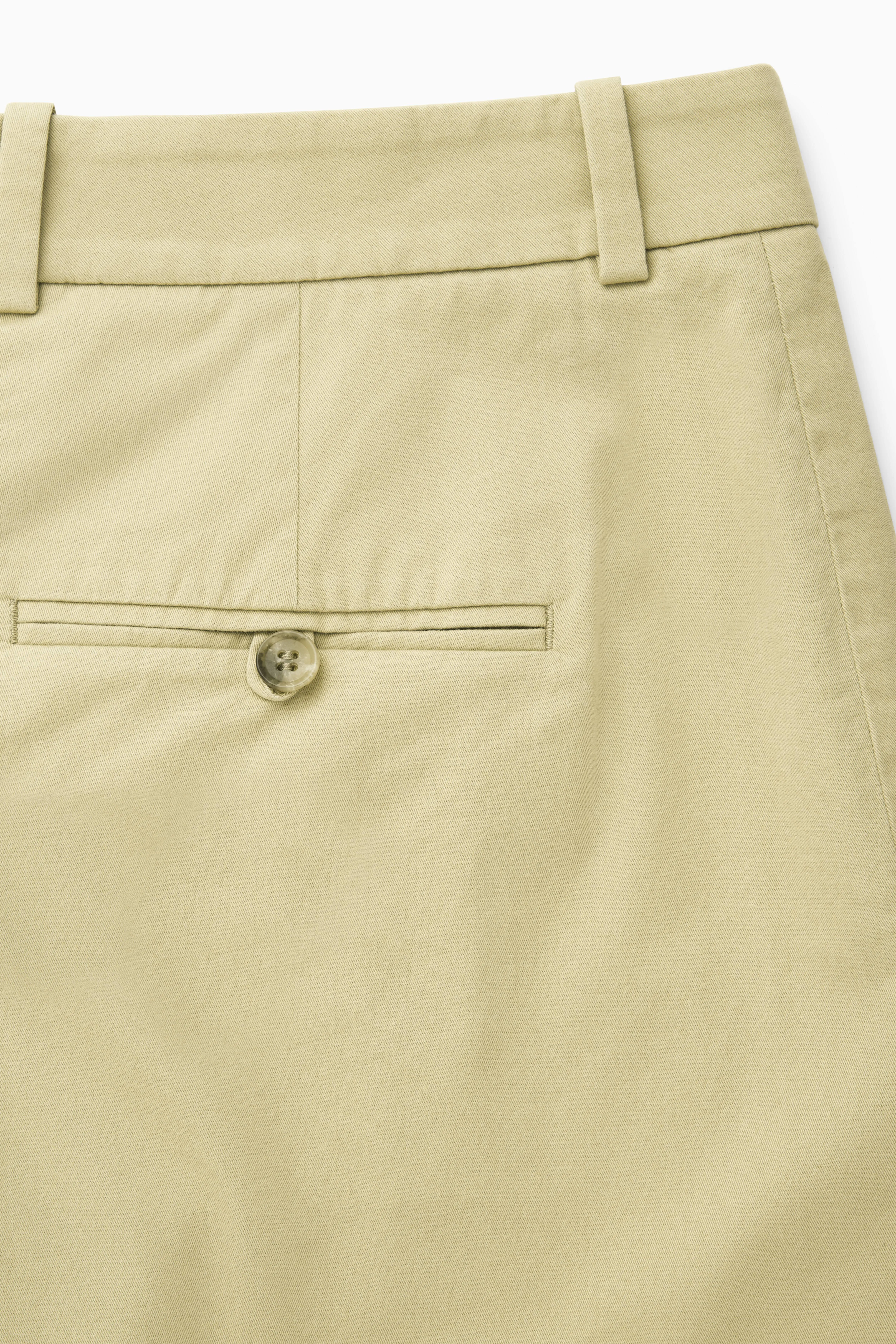 TAILORED PLEATED MINI SKORT - Regular waist - Short - BEIGE - Ladies | H&M GB