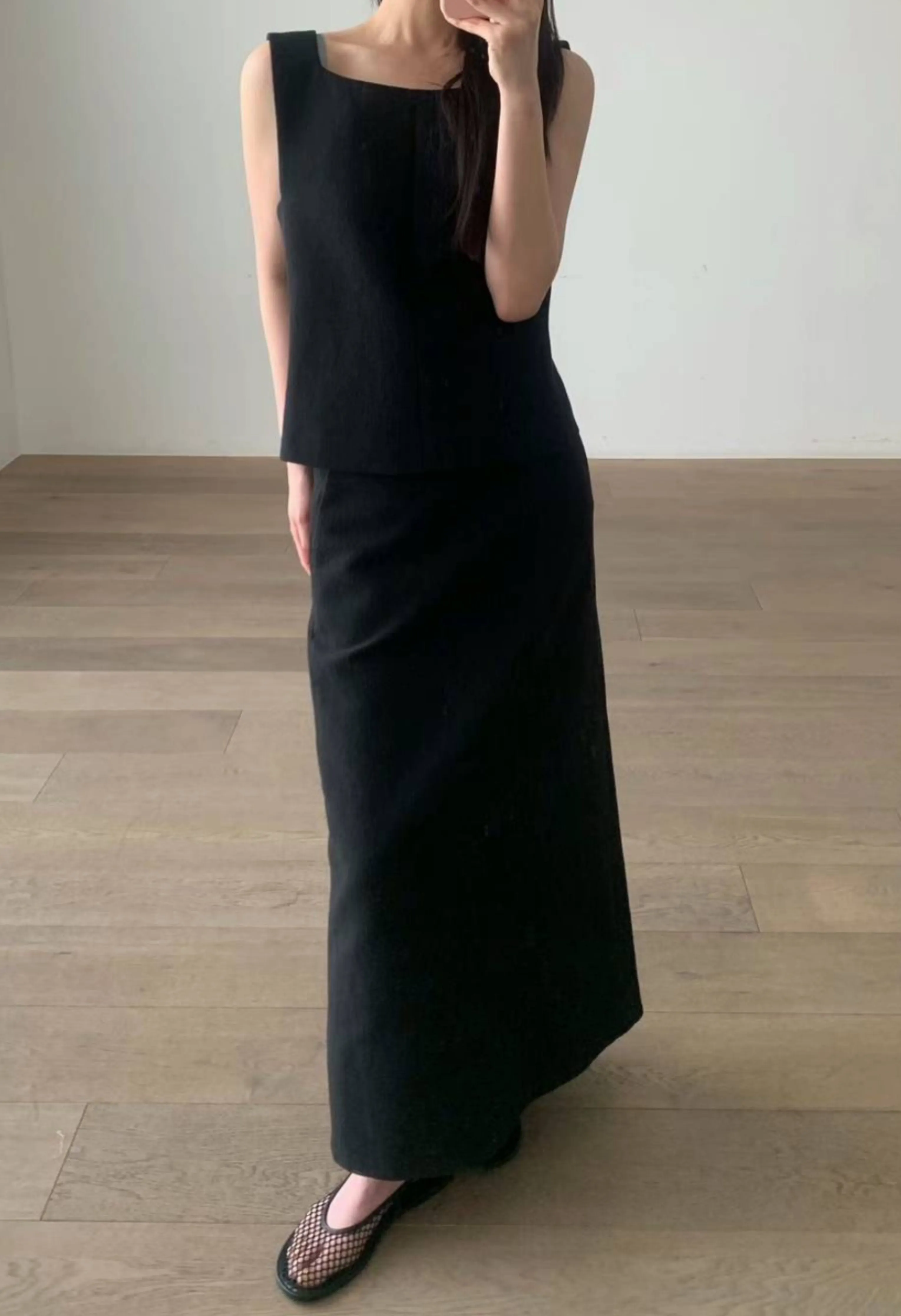 Trevy Tailored Skirt in Black