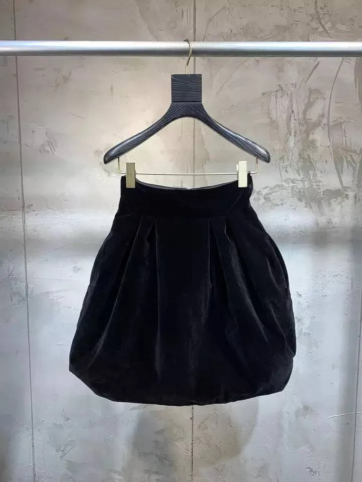 Velour Ruched Above The Knee Skirt in Black